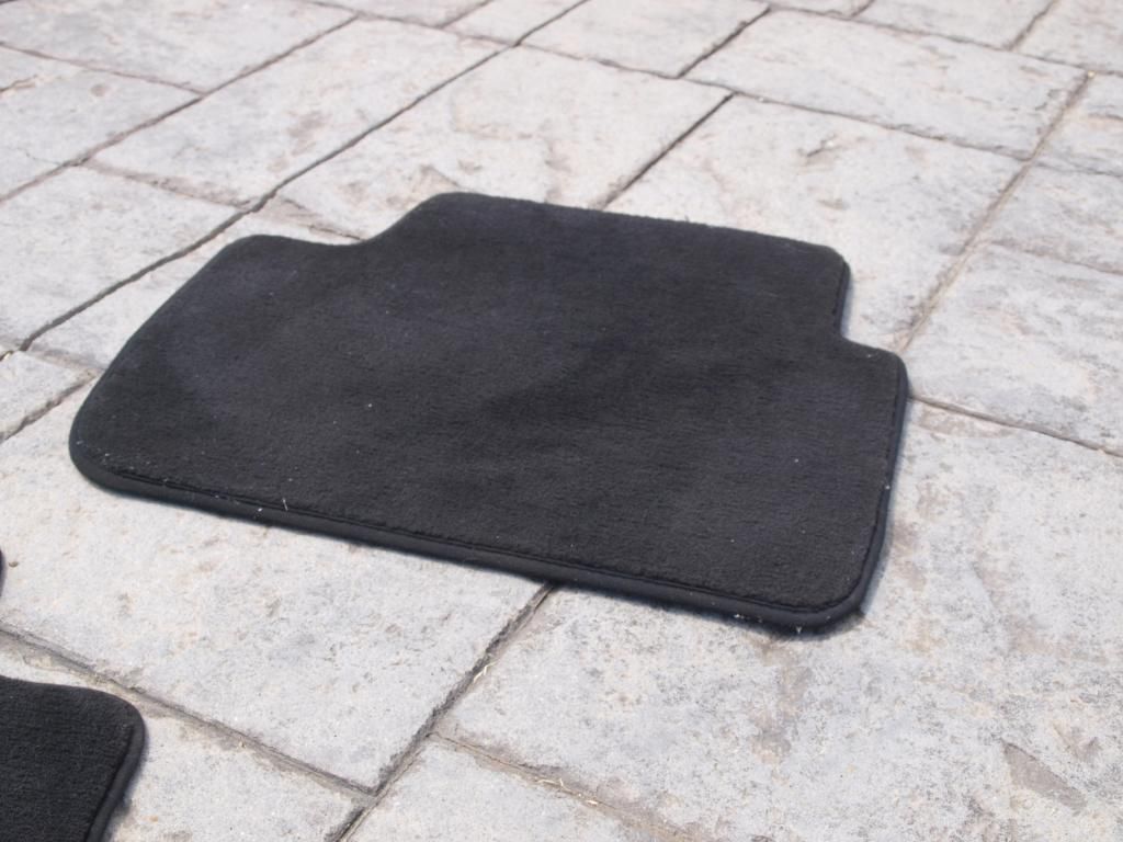 E46 Genuine BMW E46 Rear Carpet Floor Mats BimmerFest BMW Forum